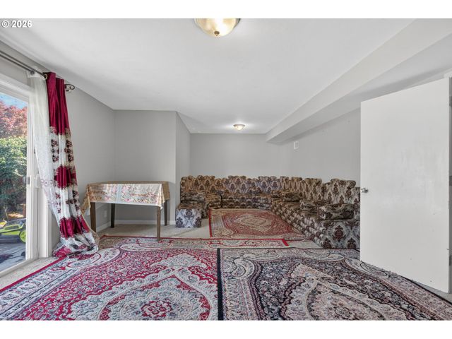 3332 Ne 132ND Ave, Portland, OR 97230