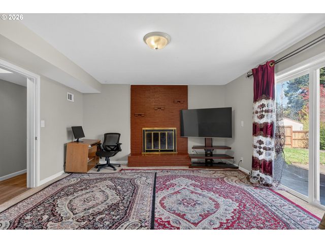 3332 Ne 132ND Ave, Portland, OR 97230