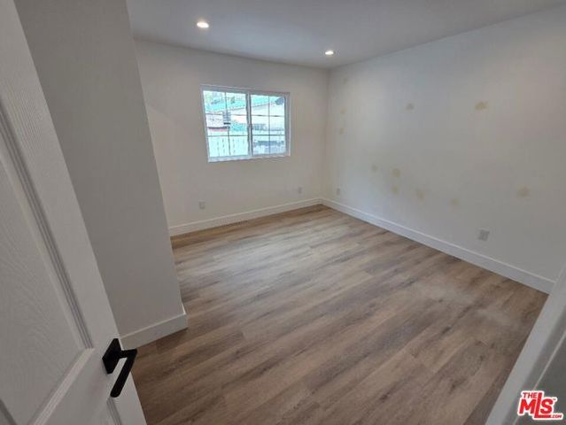 8519 Yolanda Avenue, Los Angeles, CA 91324