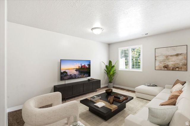 2384 S KNIGHTS WAY, West Haven, UT 84401