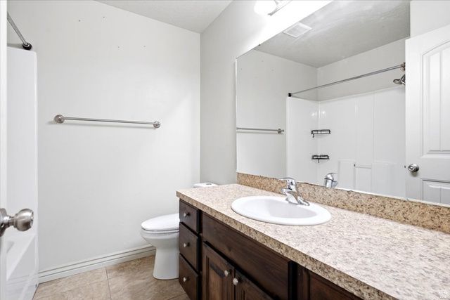 2384 S KNIGHTS WAY, West Haven, UT 84401