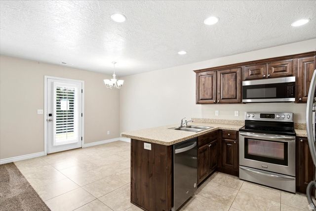 2384 S KNIGHTS WAY, West Haven, UT 84401
