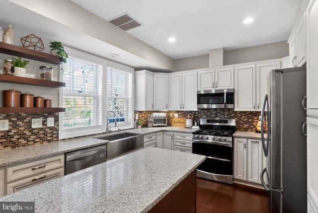 7548 COVE POINT WAY, Elkridge, MD 21075
