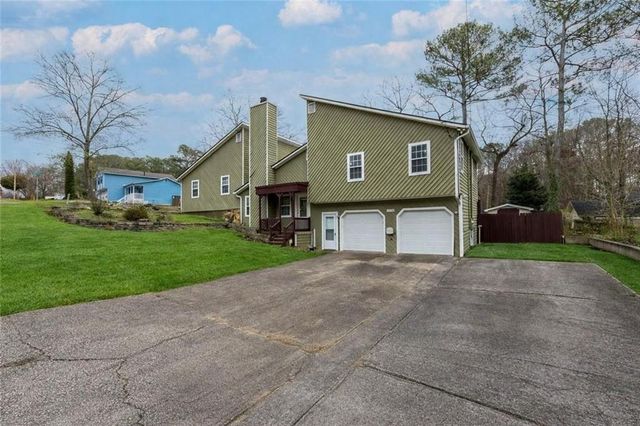 3720 Quail Hollow Trail, Snellville, GA 30039