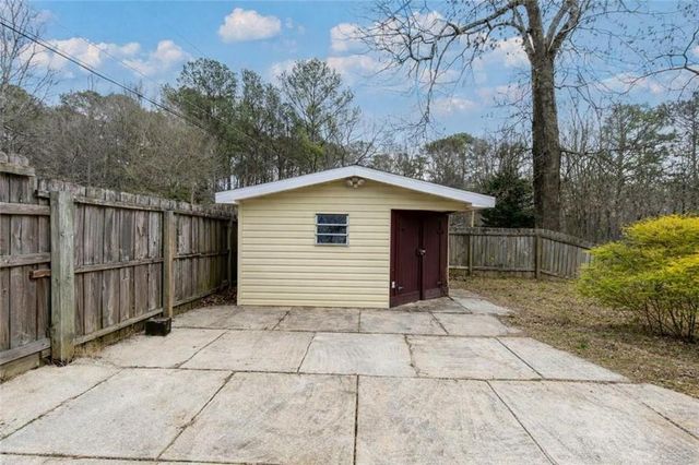 3720 Quail Hollow Trail, Snellville, GA 30039
