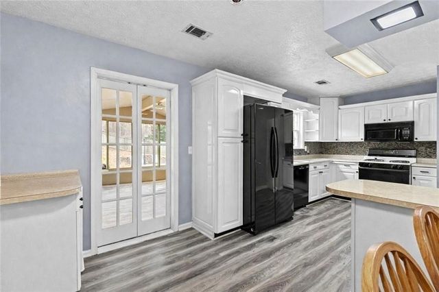3720 Quail Hollow Trail, Snellville, GA 30039