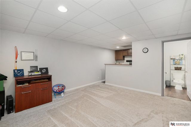 3864 S 190th Street, Omaha, NE 68130