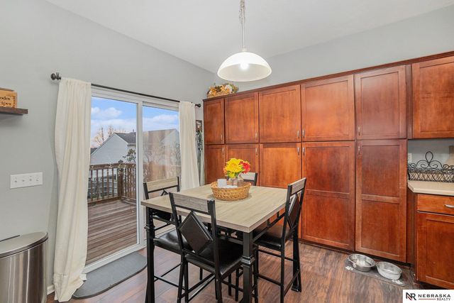 3864 S 190th Street, Omaha, NE 68130