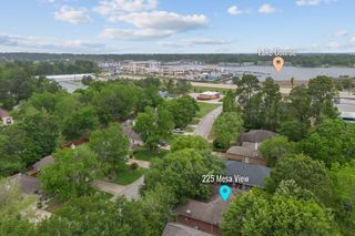 225 Mesa View, Montgomery, TX 77316