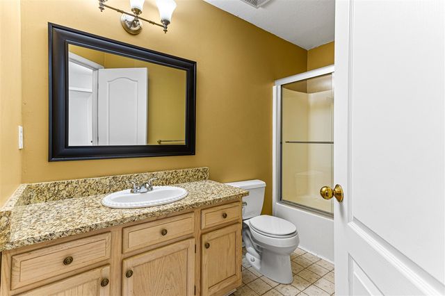 4912 Ashley Lane 84, Waterford, MI 48329