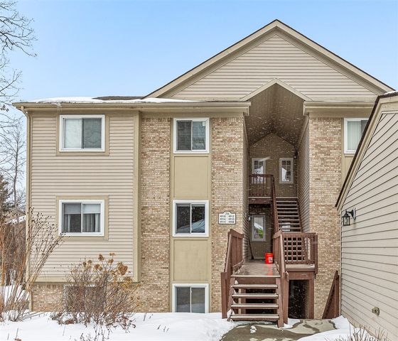 4912 Ashley Lane 84, Waterford, MI 48329