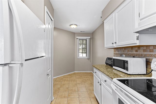 4912 Ashley Lane 84, Waterford, MI 48329