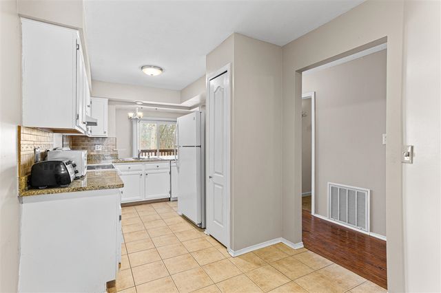 4912 Ashley Lane 84, Waterford, MI 48329