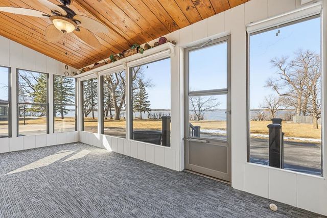 509 Cottage Avenue, Hendricks, MN 56136