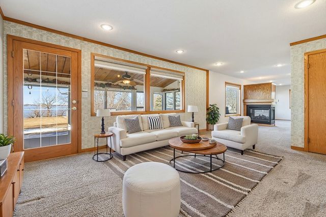 509 Cottage Avenue, Hendricks, MN 56136