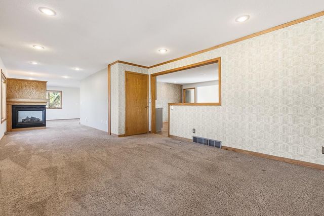 509 Cottage Avenue, Hendricks, MN 56136