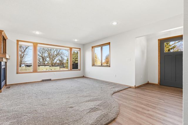 509 Cottage Avenue, Hendricks, MN 56136