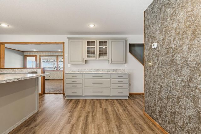 509 Cottage Avenue, Hendricks, MN 56136