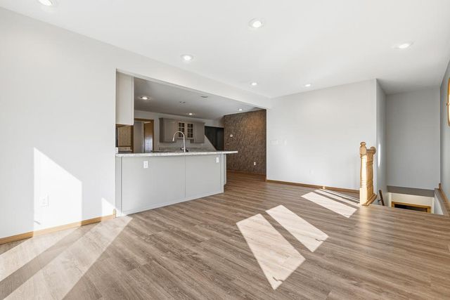 509 Cottage Avenue, Hendricks, MN 56136