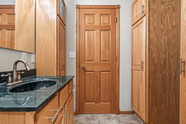 509 Cottage Avenue, Hendricks, MN 56136