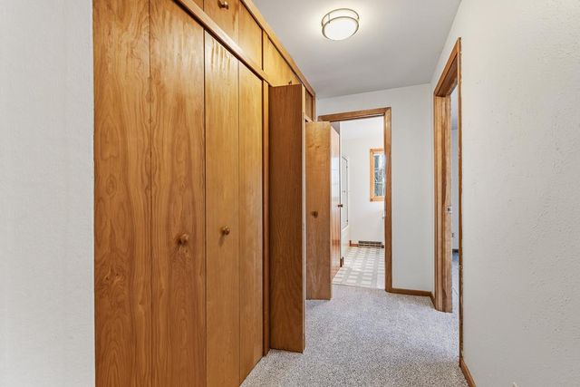 509 Cottage Avenue, Hendricks, MN 56136