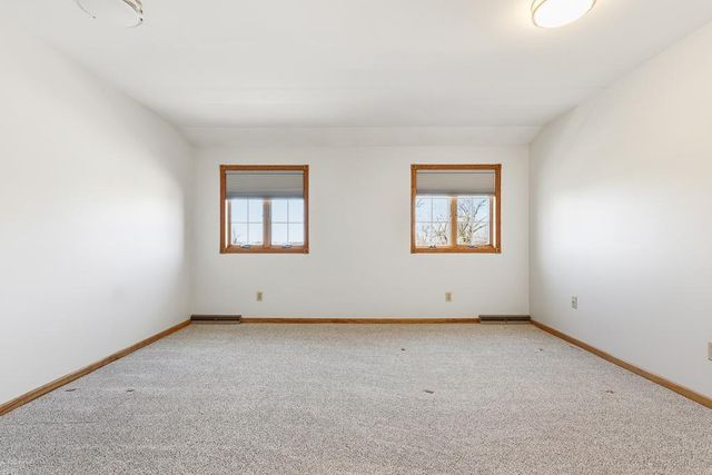 509 Cottage Avenue, Hendricks, MN 56136