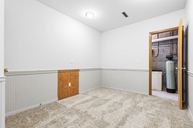 509 Cottage Avenue, Hendricks, MN 56136