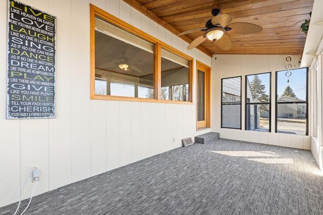 509 Cottage Avenue, Hendricks, MN 56136