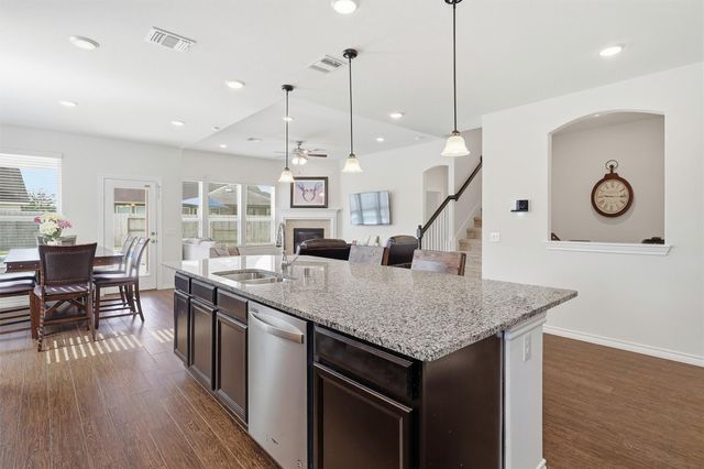 11102 Mineral Island Lane, Richmond, TX 77406