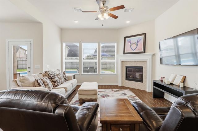 11102 Mineral Island Lane, Richmond, TX 77406