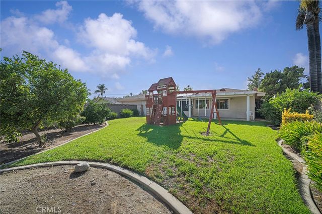 1848 N 2nd, Upland, CA 91784