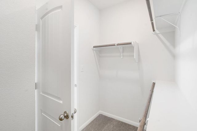 186 Weaver LN, Bastrop, TX 78602