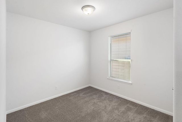 186 Weaver LN, Bastrop, TX 78602