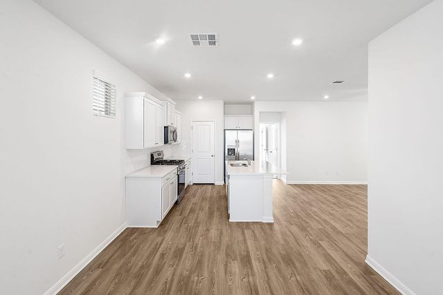 186 Weaver LN, Bastrop, TX 78602