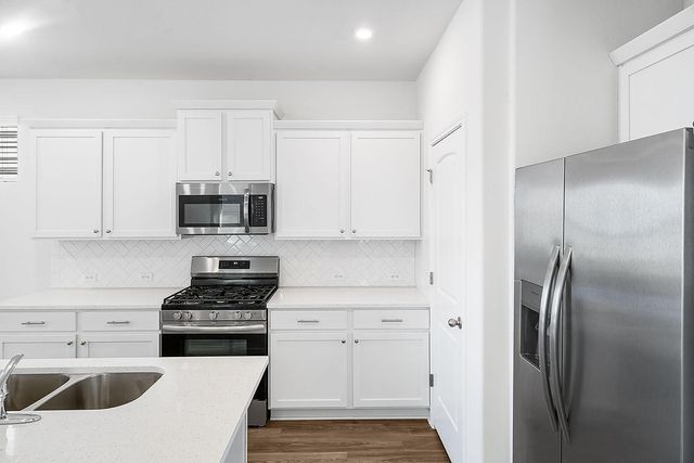 186 Weaver LN, Bastrop, TX 78602