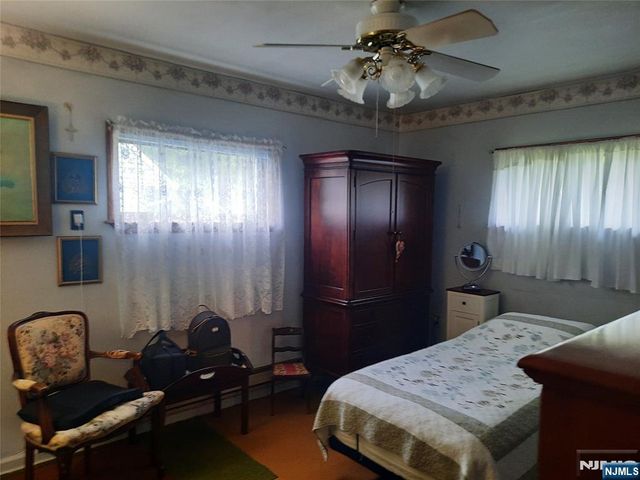 307 Phelps Avenue, Bergenfield, NJ 07621