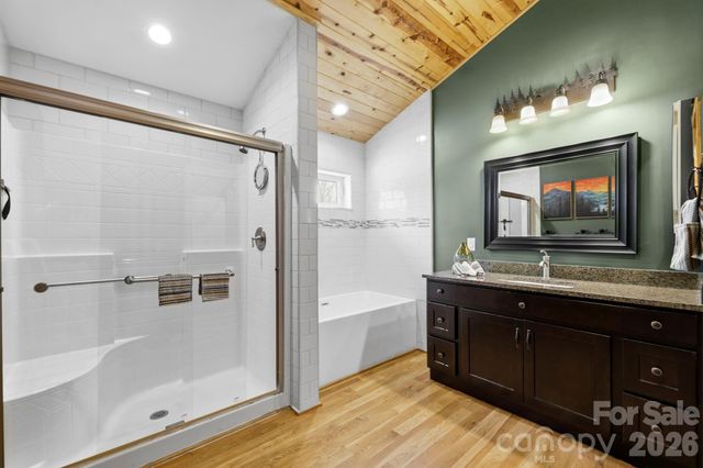 107 5th Street, Black Mountain, NC 28711