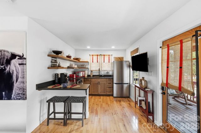 107 5th Street, Black Mountain, NC 28711