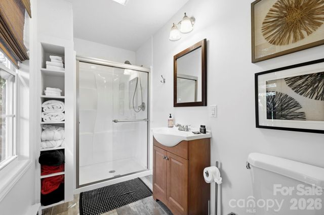 107 5th Street, Black Mountain, NC 28711