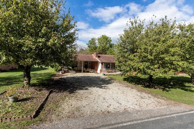 299 Sunland Drive, Andrews, NC 28901