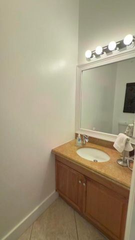 139 Berenger Walk, Royal Palm Beach, FL 33414