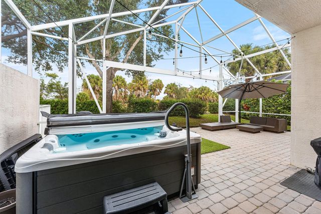 139 Berenger Walk, Royal Palm Beach, FL 33414