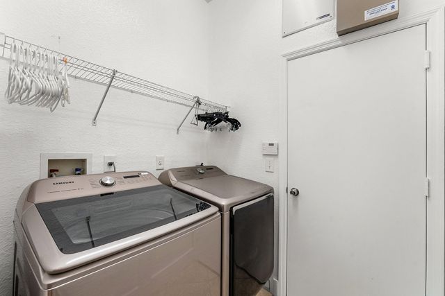 139 Berenger Walk, Royal Palm Beach, FL 33414