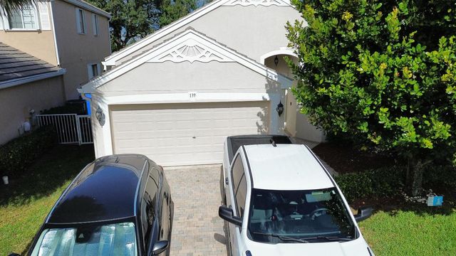 139 Berenger Walk, Royal Palm Beach, FL 33414