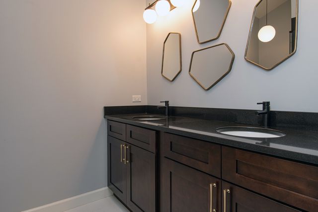 2224 Ferry Road C103, Naperville, IL 60563