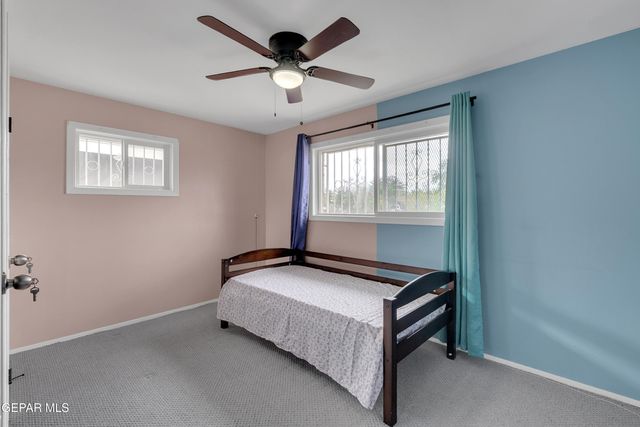 5861 Macaw Avenue, El Paso, TX 79924