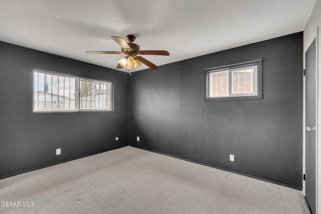 5861 Macaw Avenue, El Paso, TX 79924