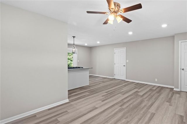 5104 N Lister Avenue, Kansas City, MO 64119