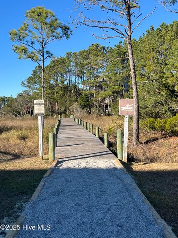 902 Eastman Creek Drive, Beaufort, NC 28516