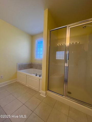 902 Eastman Creek Drive, Beaufort, NC 28516